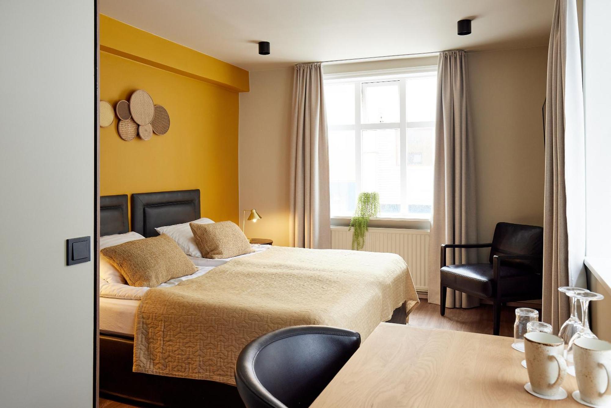 Fron Hotel