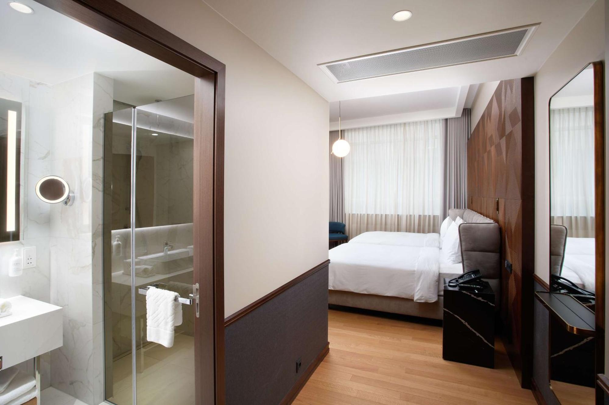 Hotel Iceland Parliament Hotel, Curio Collection By Hilton 4*