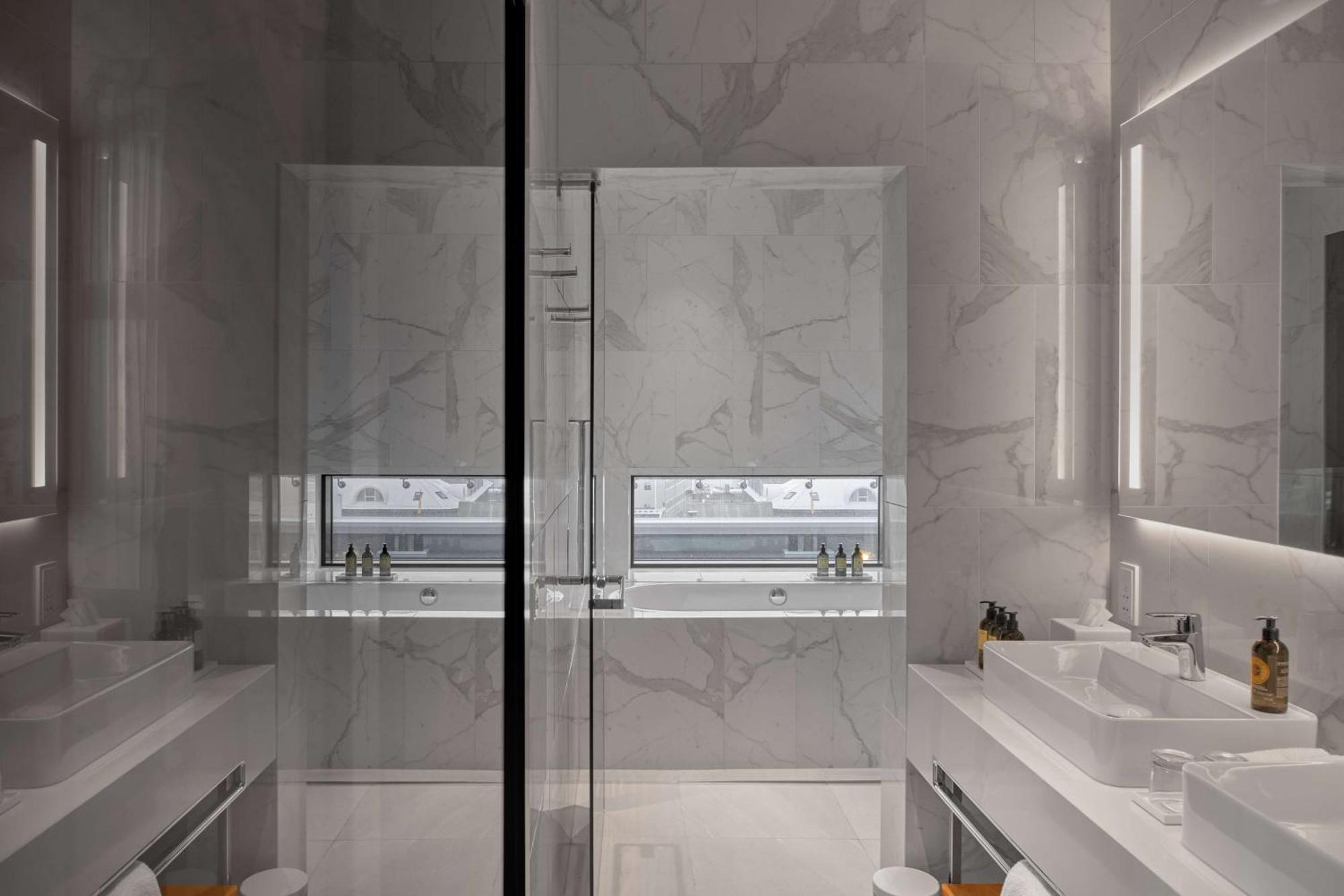 Iceland Parliament Hotel, Curio Collection By Hilton Hotel Reykjavik