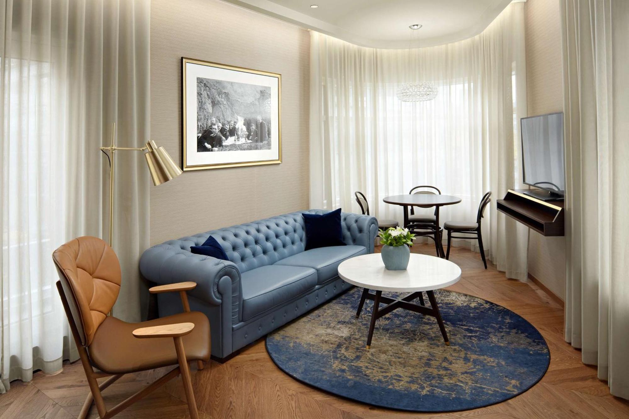 Konsulat Hotel, Curio Collection By Hilton Hotel 4*