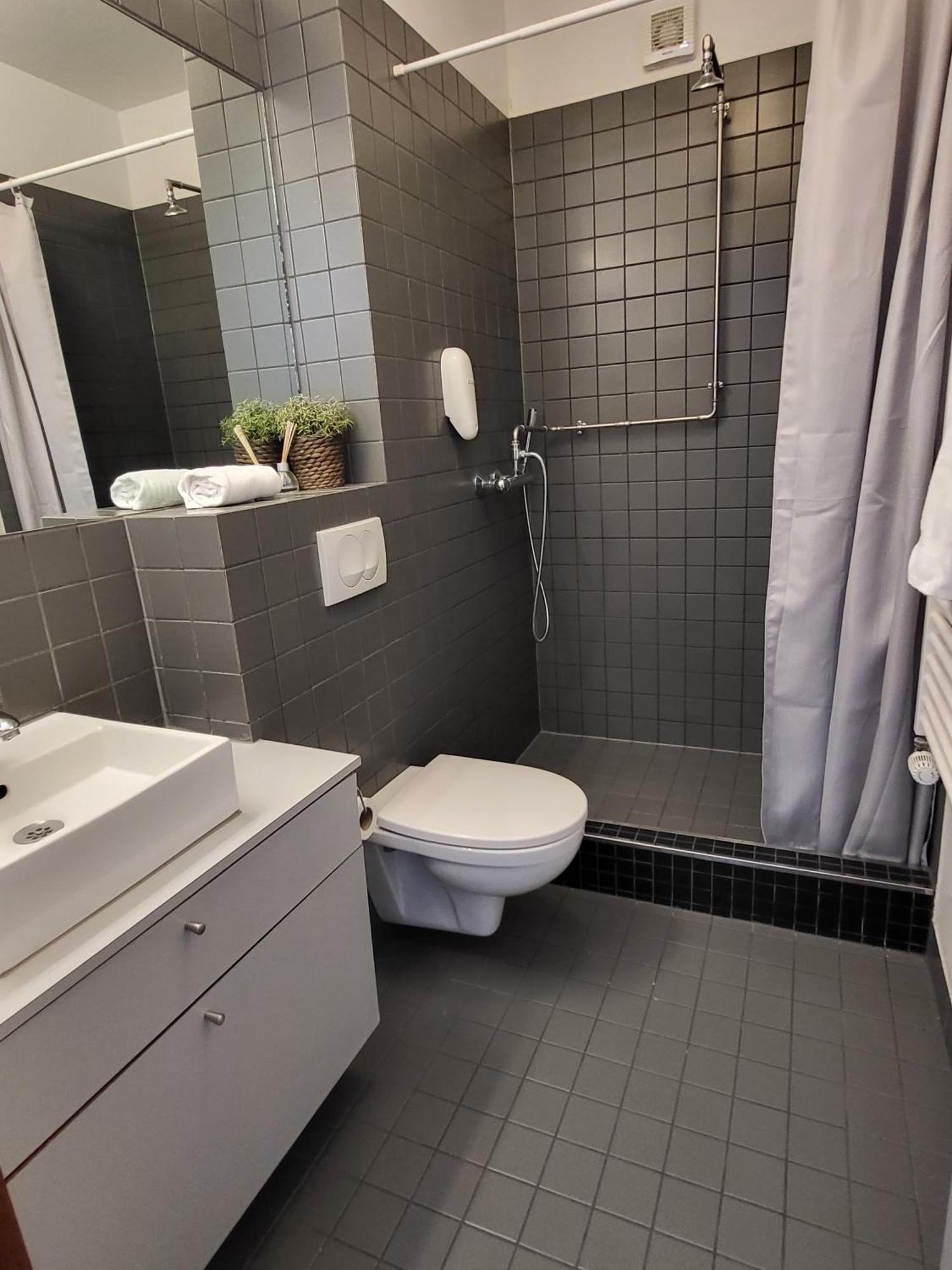 Astro Apartment