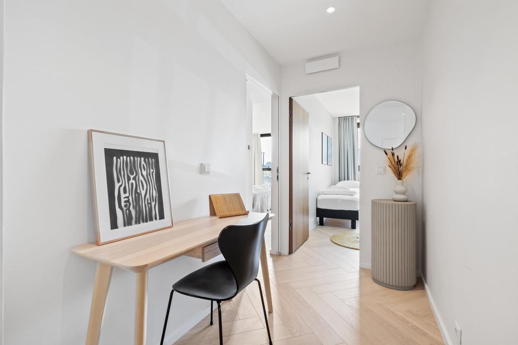 Specious 3br & 2ba With Ocean View - Free Parking