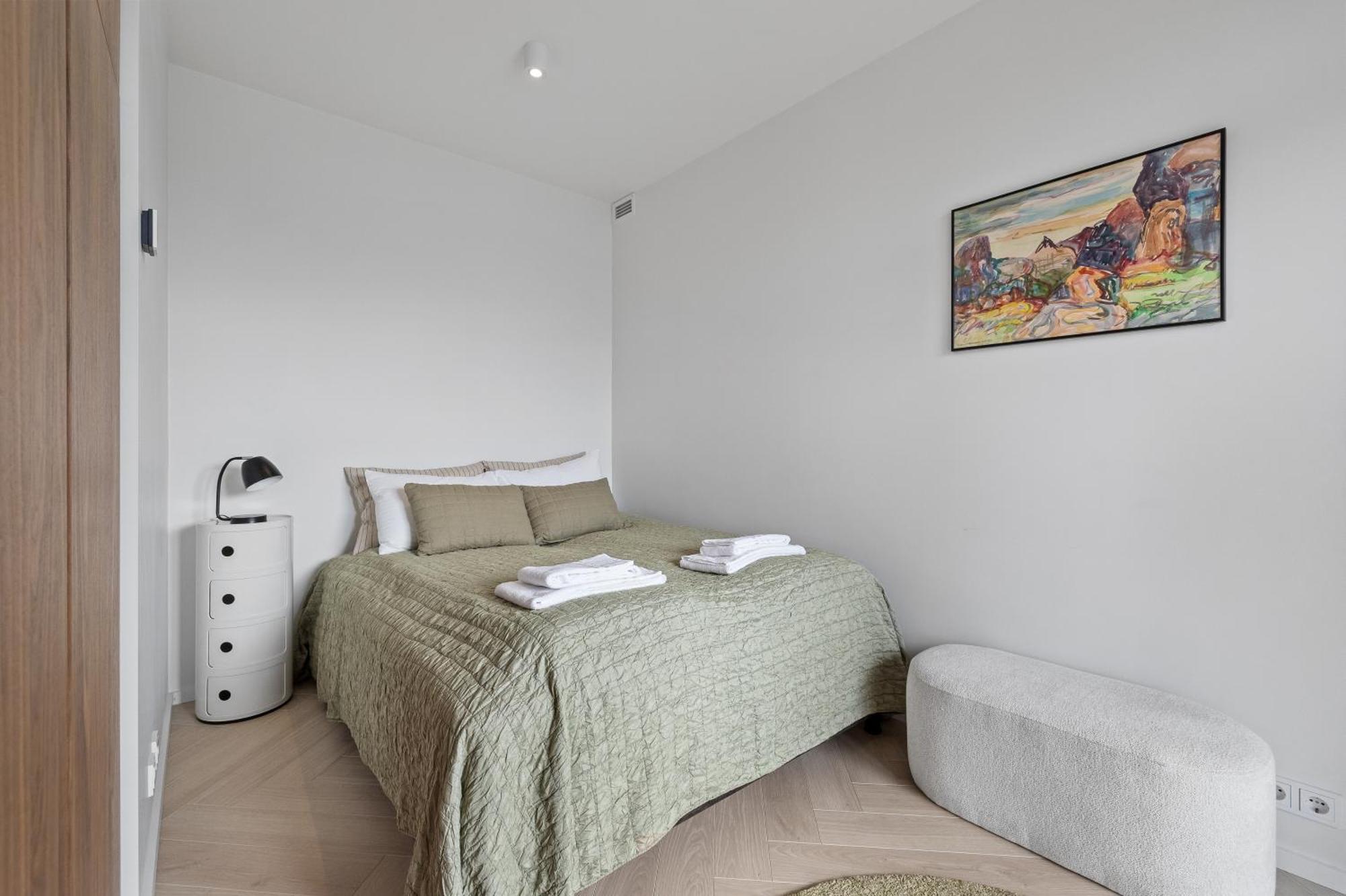 Specious 3br & 2ba With Ocean View - Free Parking Apartamento *