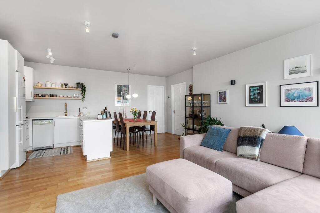 Apartment Charming In *
