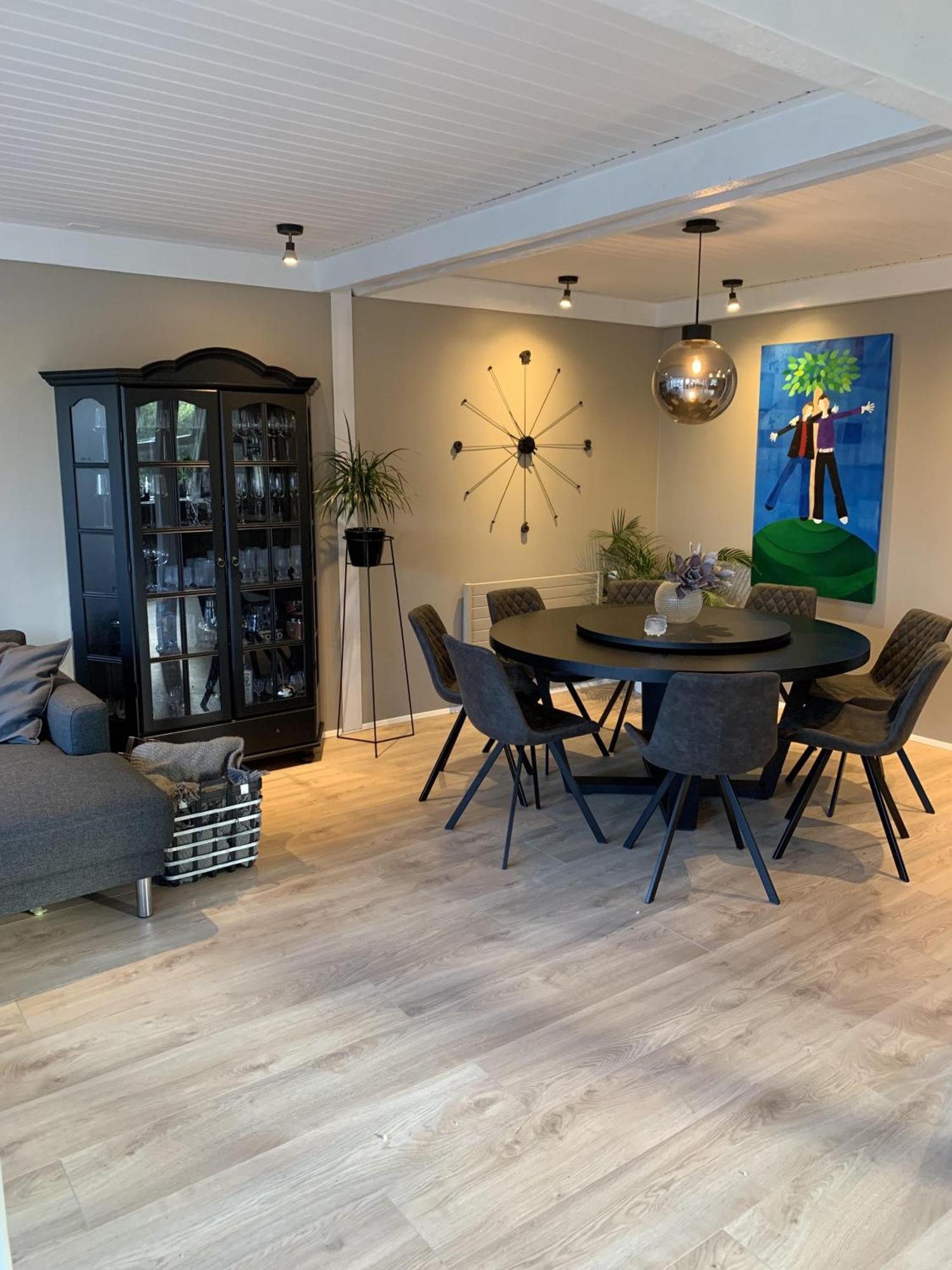 Great 8 Person House Free Use Of Car! Reykjavik