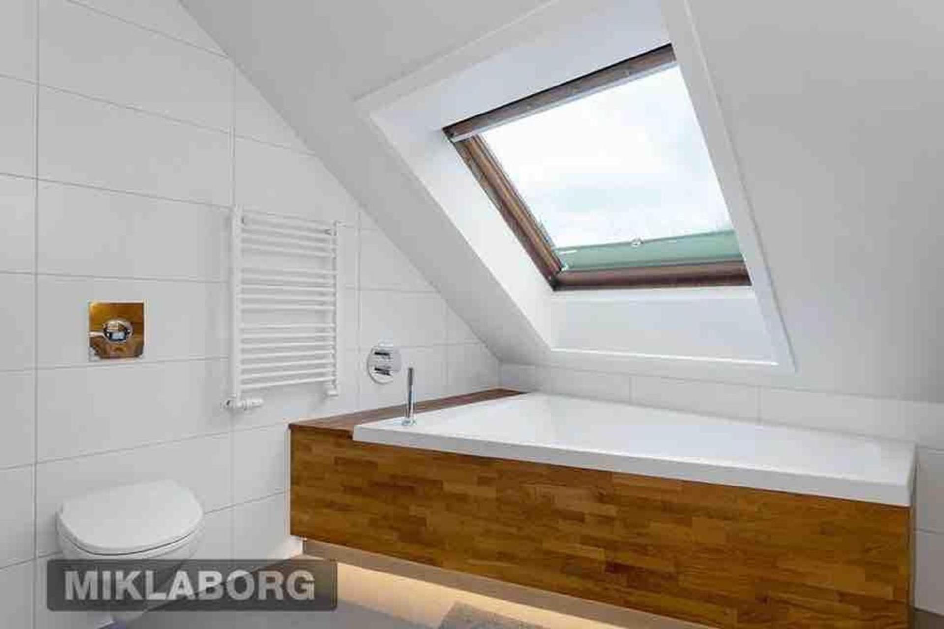 Great 8 Person House Free Use Of Car!