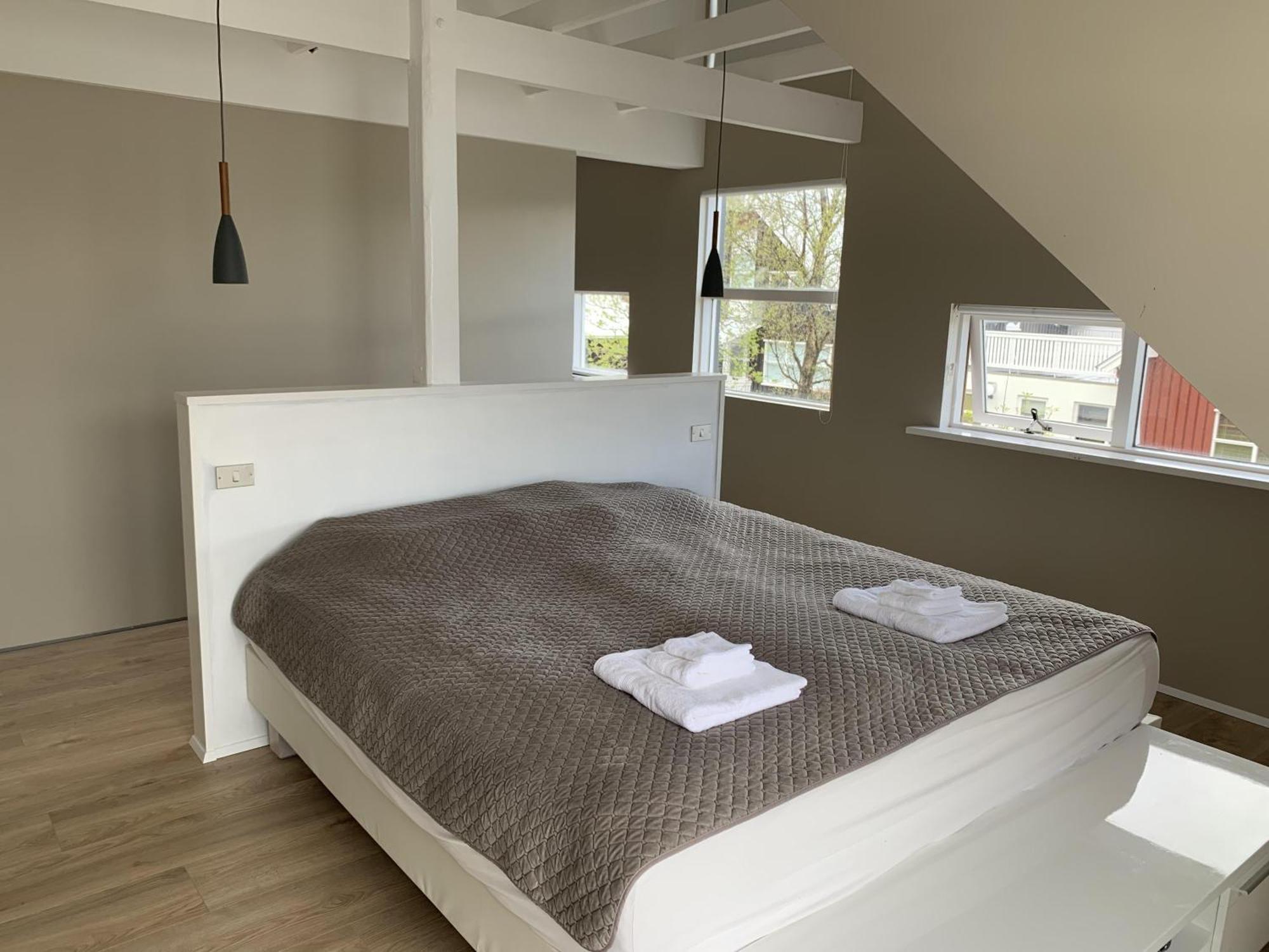 Holiday home Great 8 Person House Free Use Of Car! Reykjavik