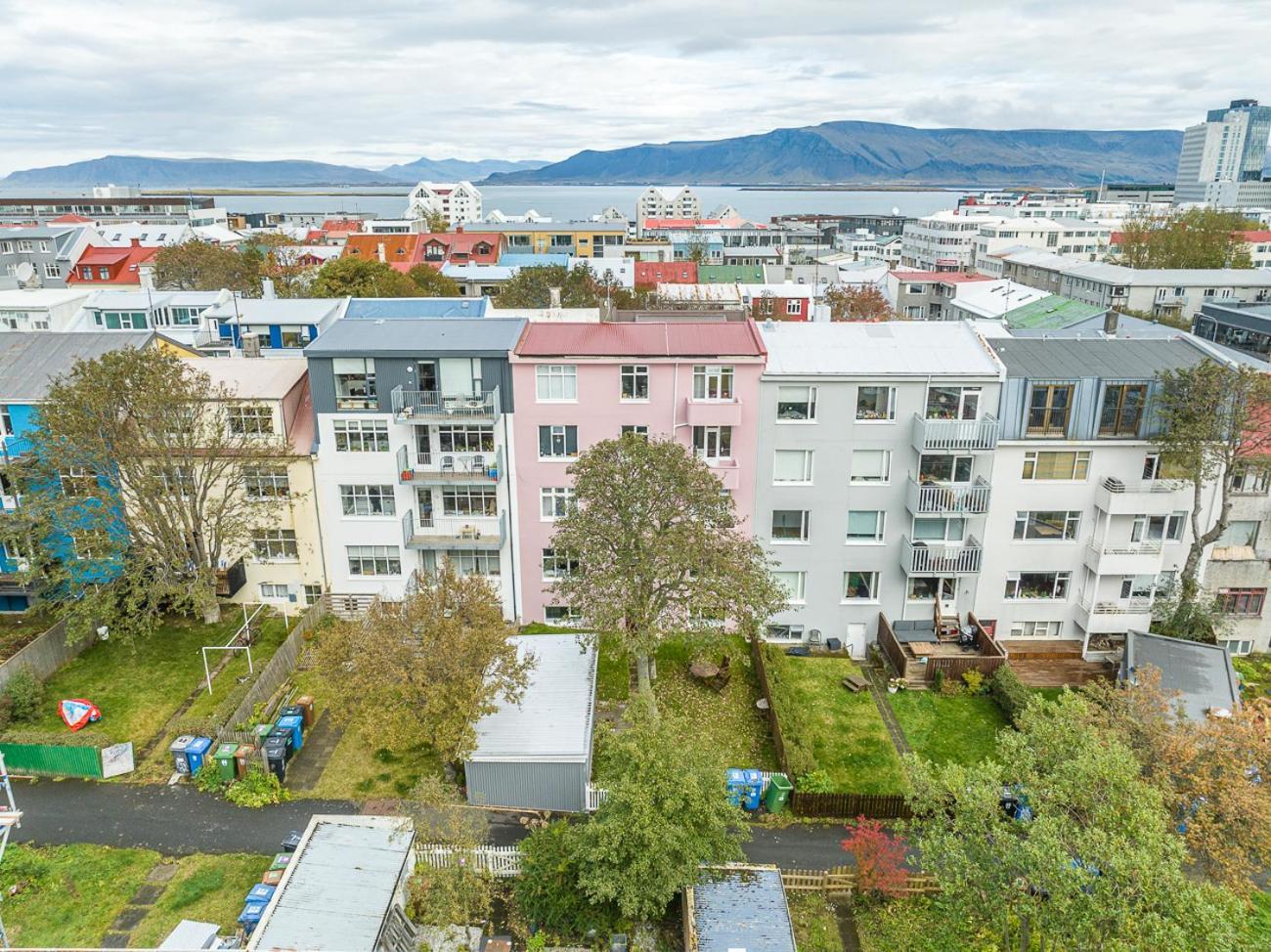 Vakantiehuis Charming In Downtown - Birta