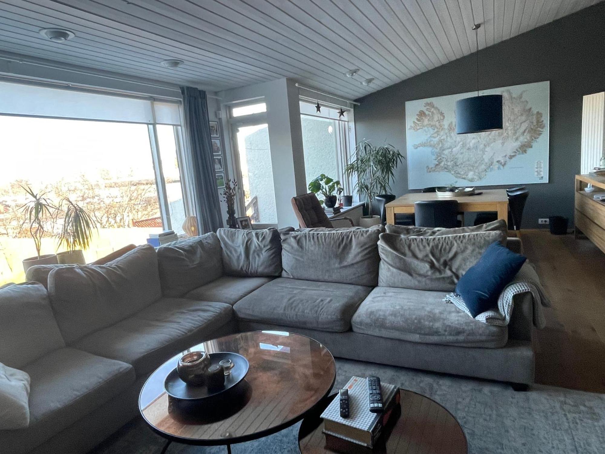 Spacious & Luxurious Family W Hot & Cold Tub & Sauna