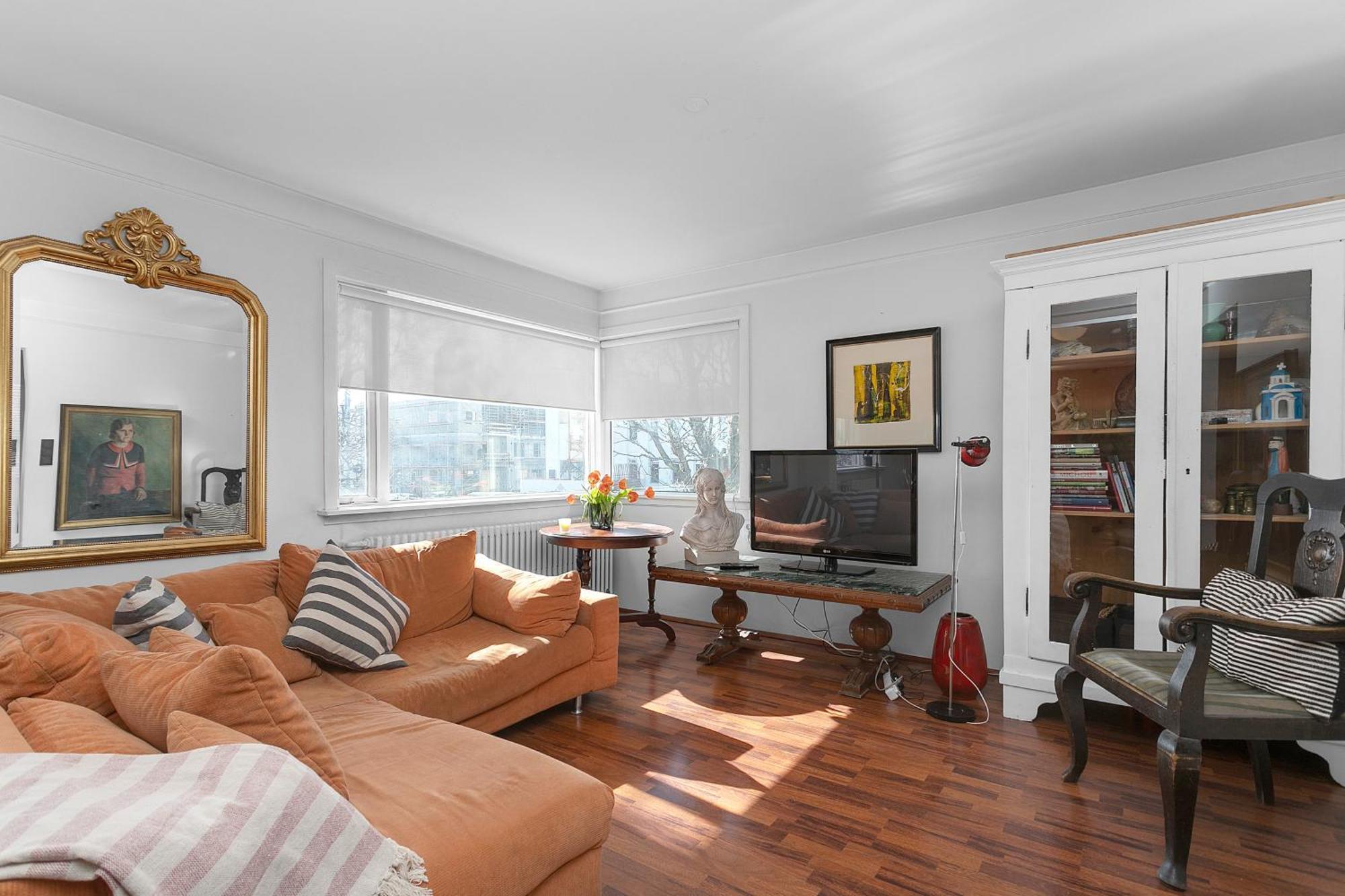 Charming Downtown - Perfect Location