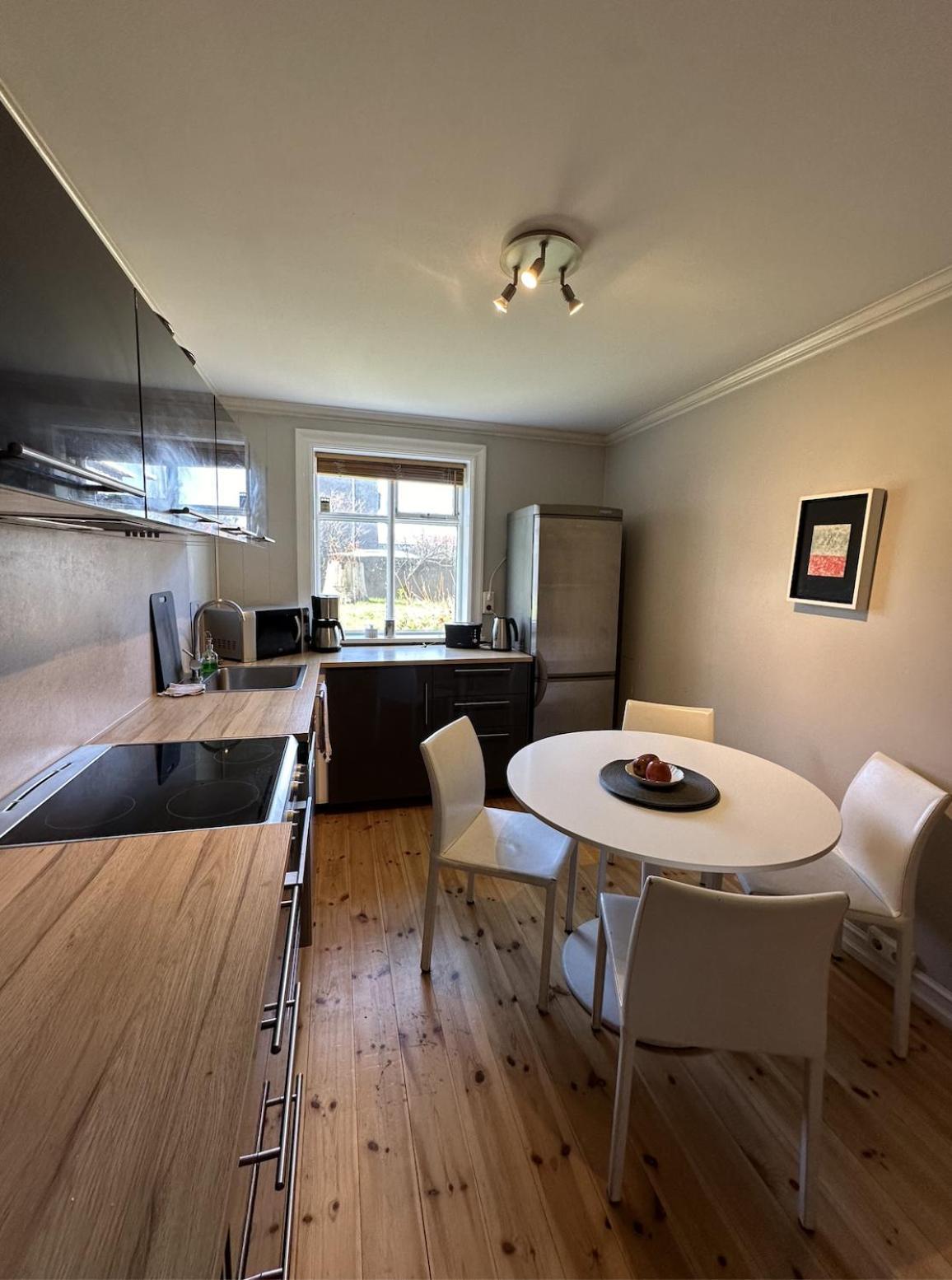 Apartamento Urban Escape 2-bedroom Haven With Private Entrance