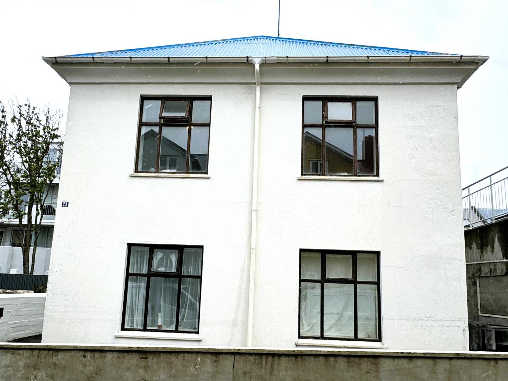 Apartment Day Dream L23