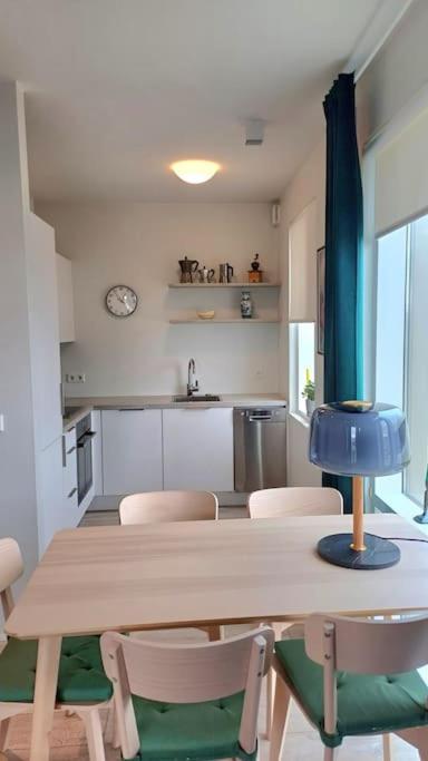 J8 Rvk Reykjavík