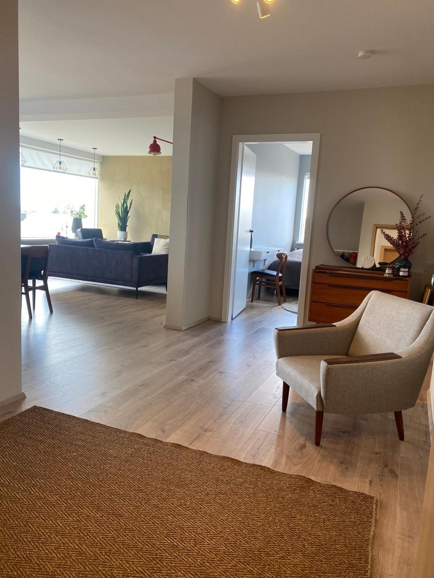 Apartment Bright And Spacious 2 Bedroom In Rvk Reykjavík