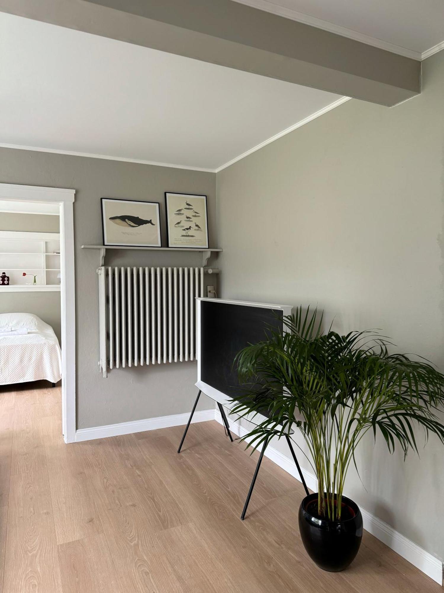 Comfortable And Stylish In Quiet Area Downtown Apartment