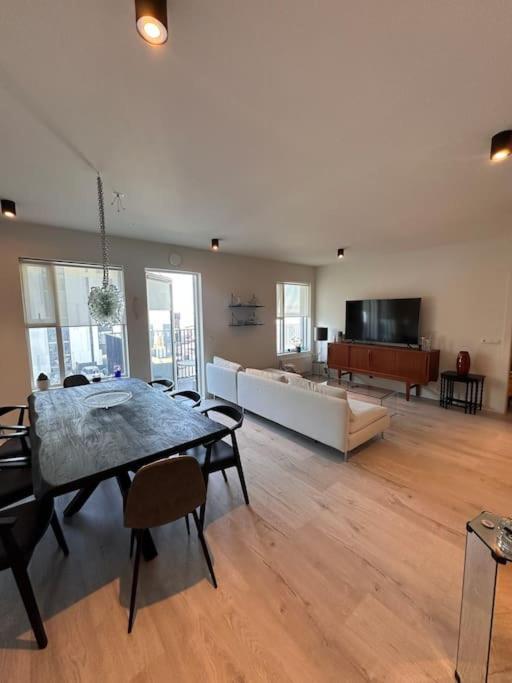 New Modern Apartamento
