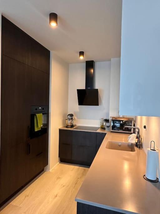 New Modern Apartamento