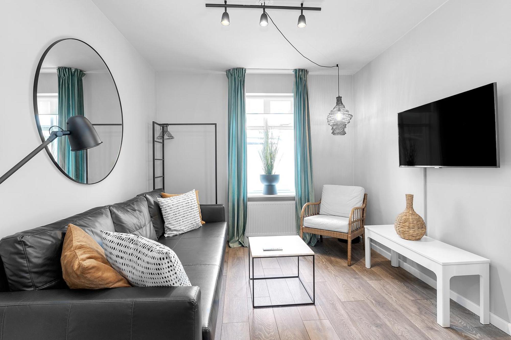 Baldur Apartment *