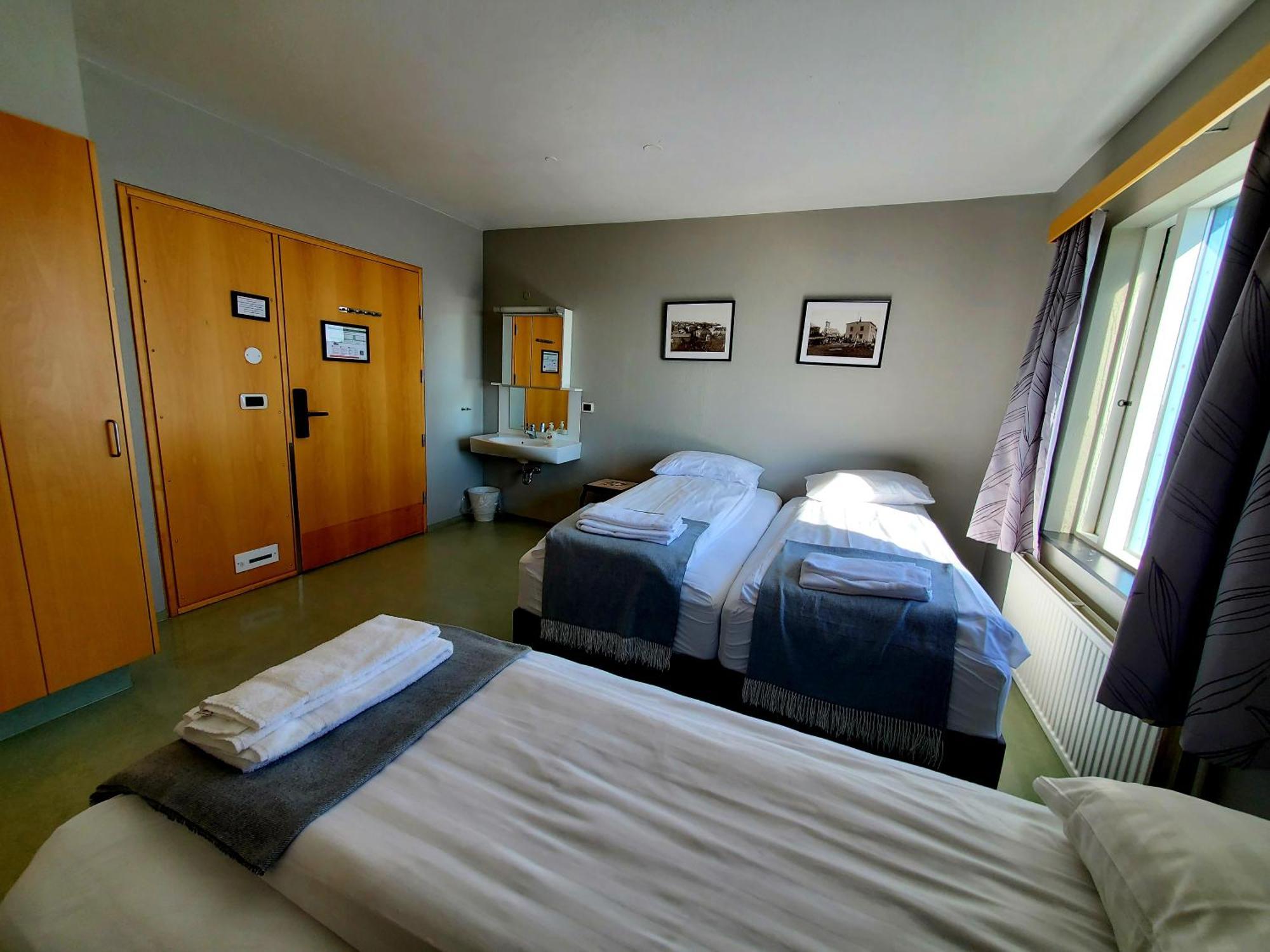 Vithines Guest house *