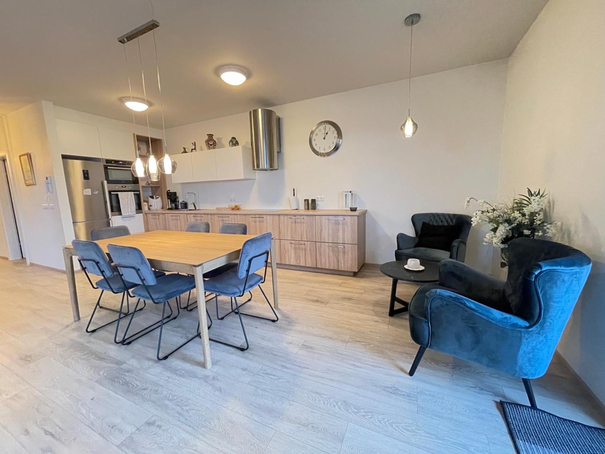 Modern And Spacious 3 Bedroom In Kopavogur Reiquiavique