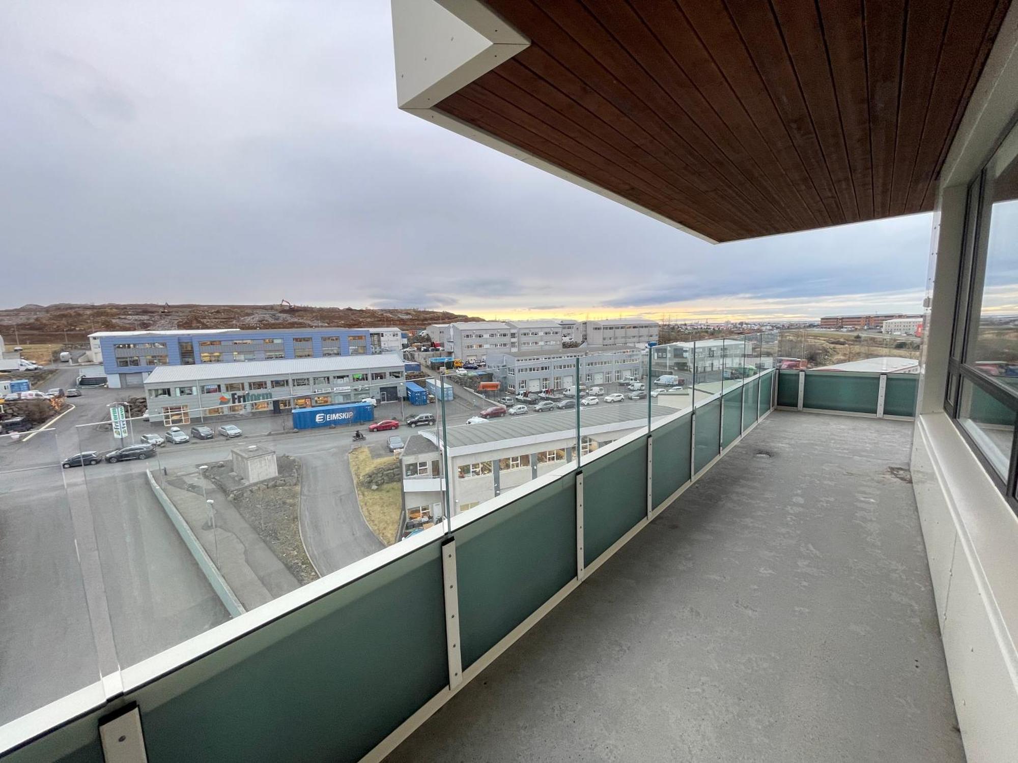 Modern And Spacious 3 Bedroom In Kopavogur Apartamento Reiquiavique