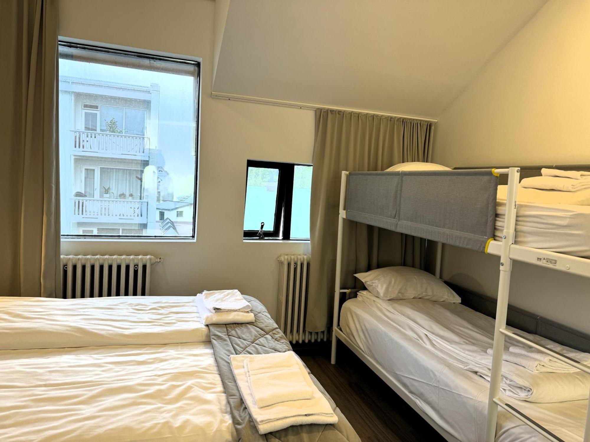 Day Dream L23 Reykjavik