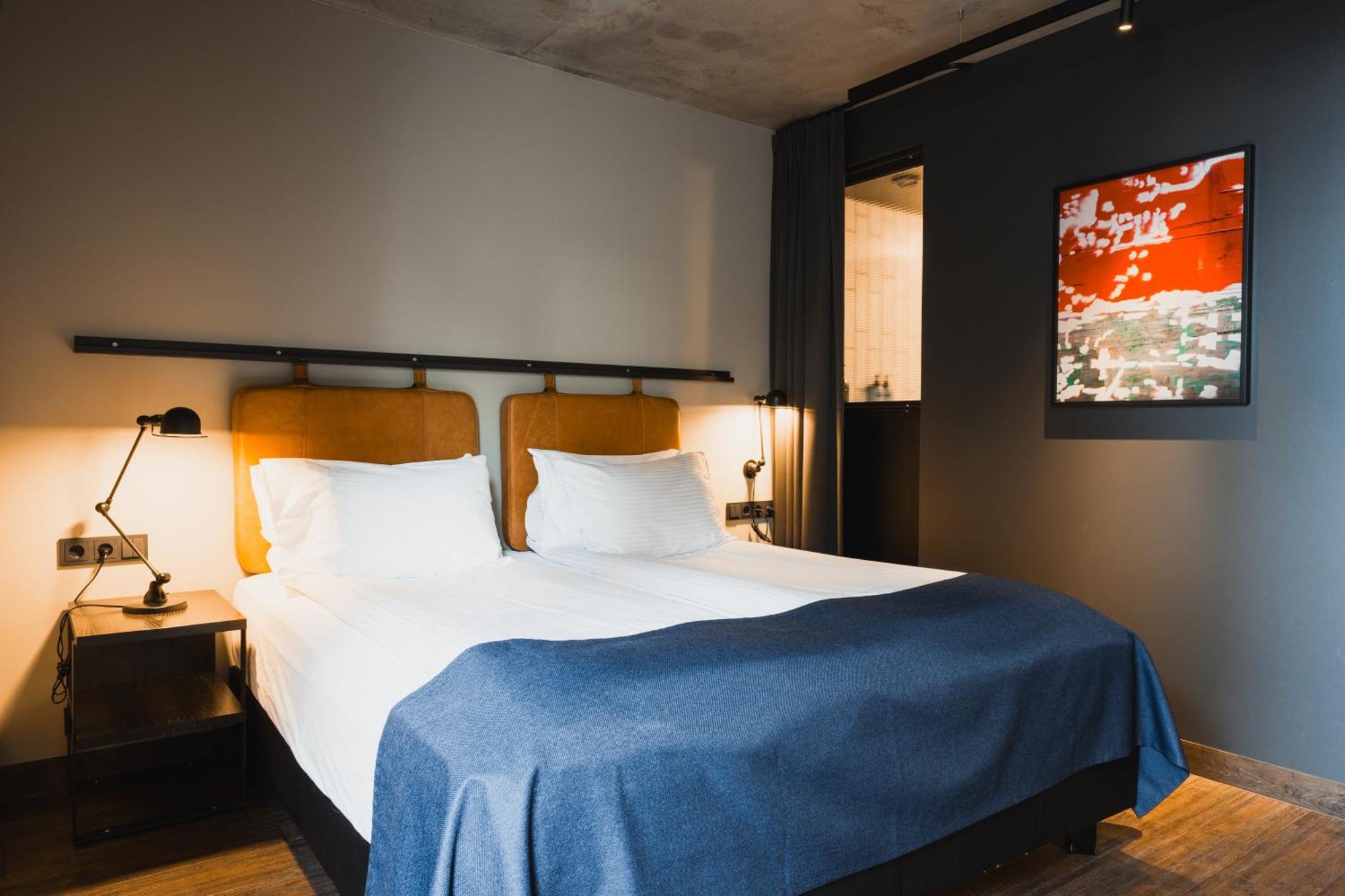 Exeter Hotel 4*
