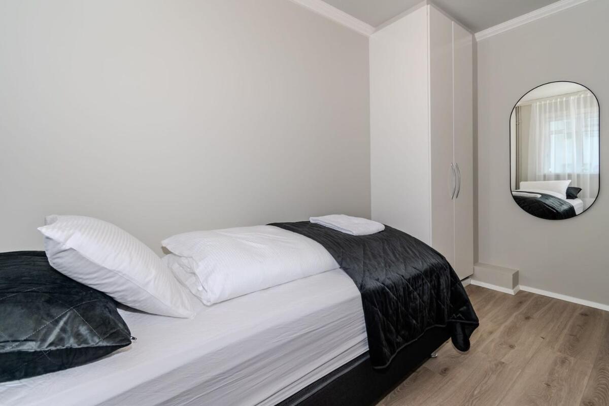 Framnesvegur - Two Bedroom Apartment *