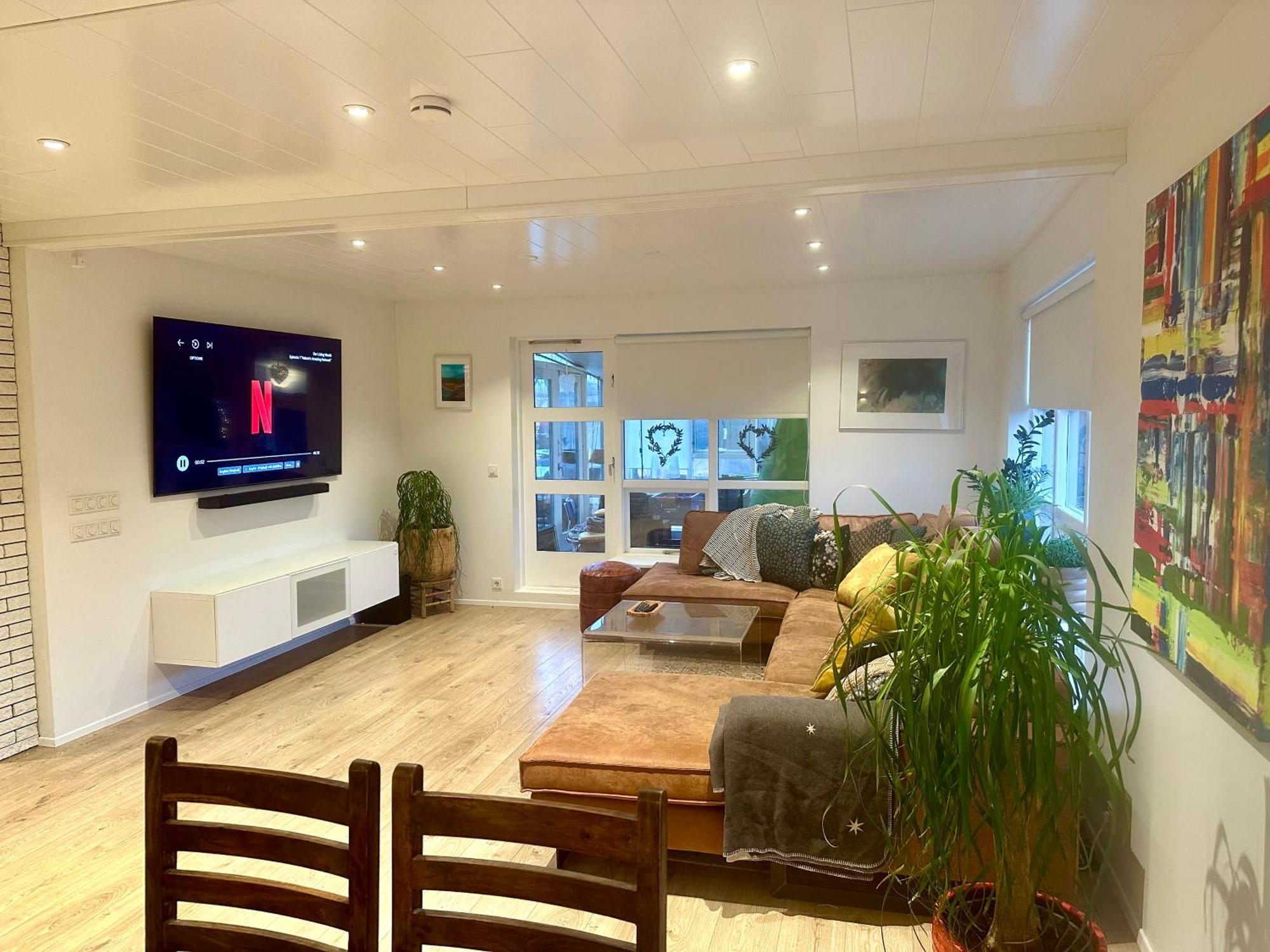 Villa Luxurious House With Hot & Cold Tub Reykjavík