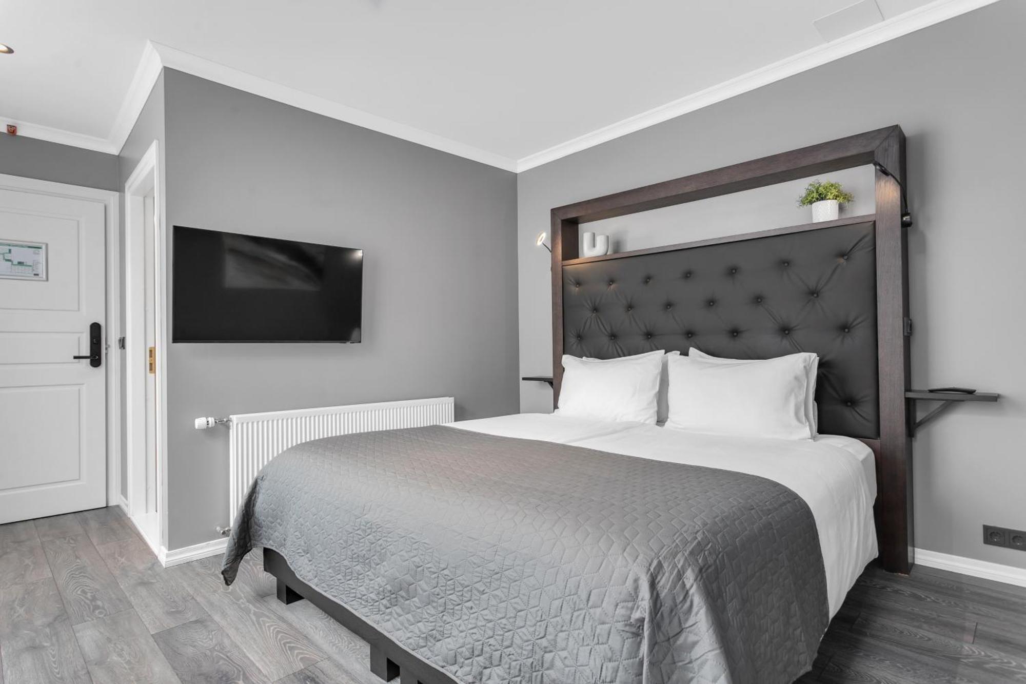 Hotel Aska 3*
