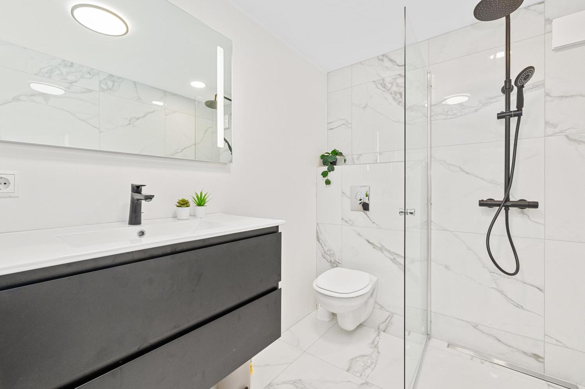 Apartment Bright Chic Getaway In The Heart Of The Reykjavík