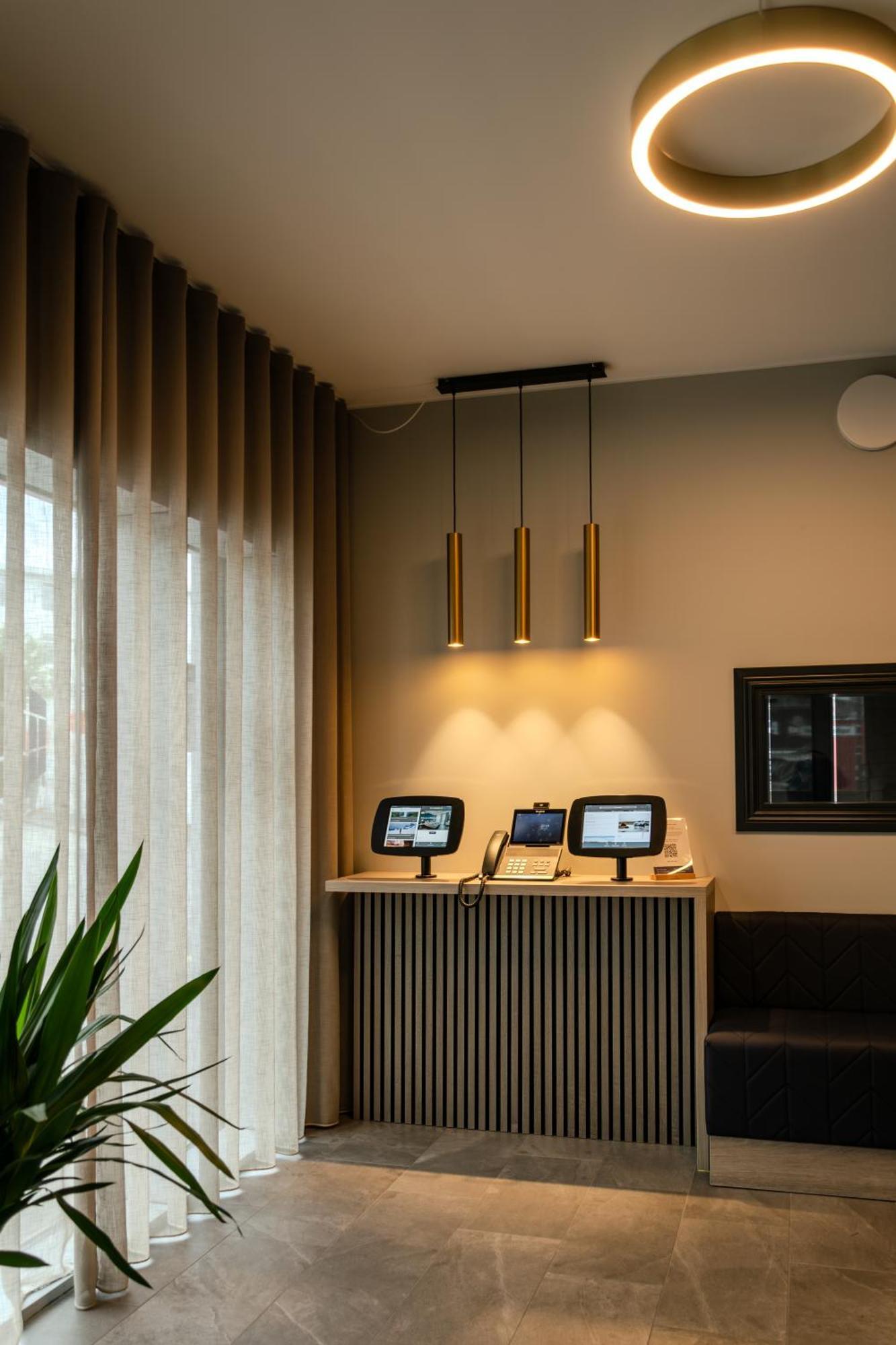 Midtown Hotel 3*