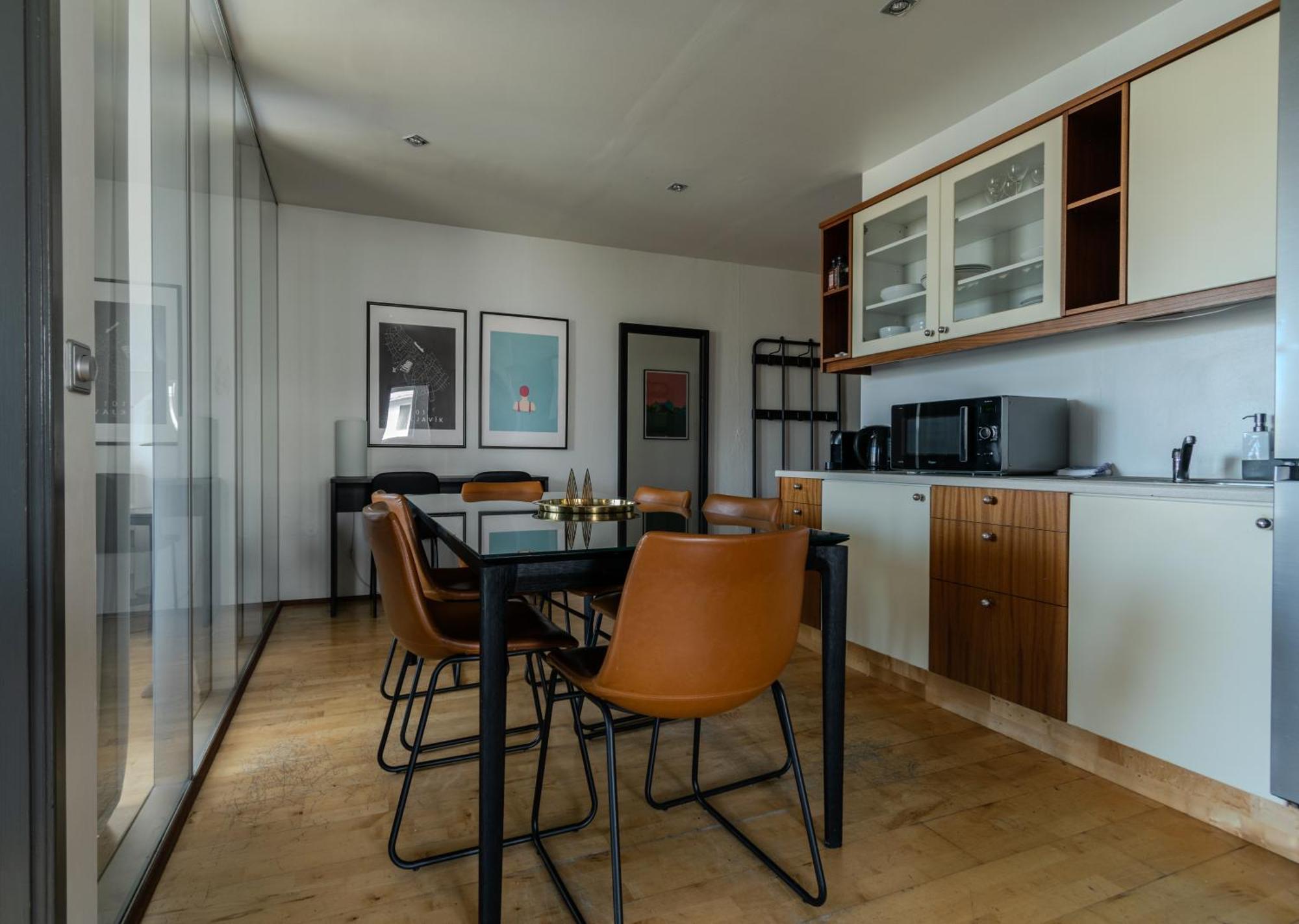 Mani Apartment *
