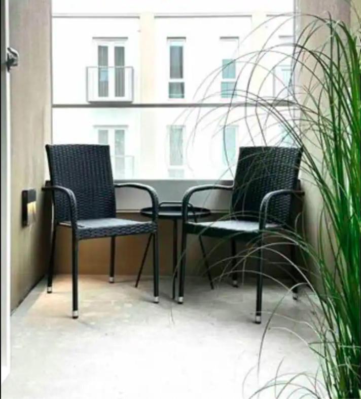Apartment Cozy Lux 2Br & 2Ba City Center With Free Parking