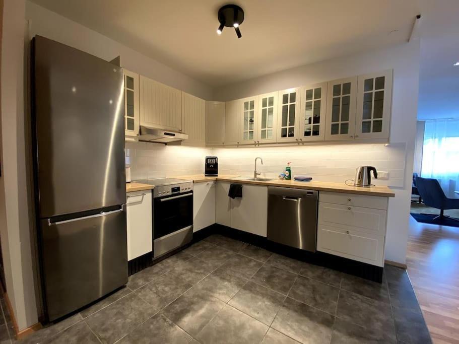 4-room Spacious W Patio Reykjavik