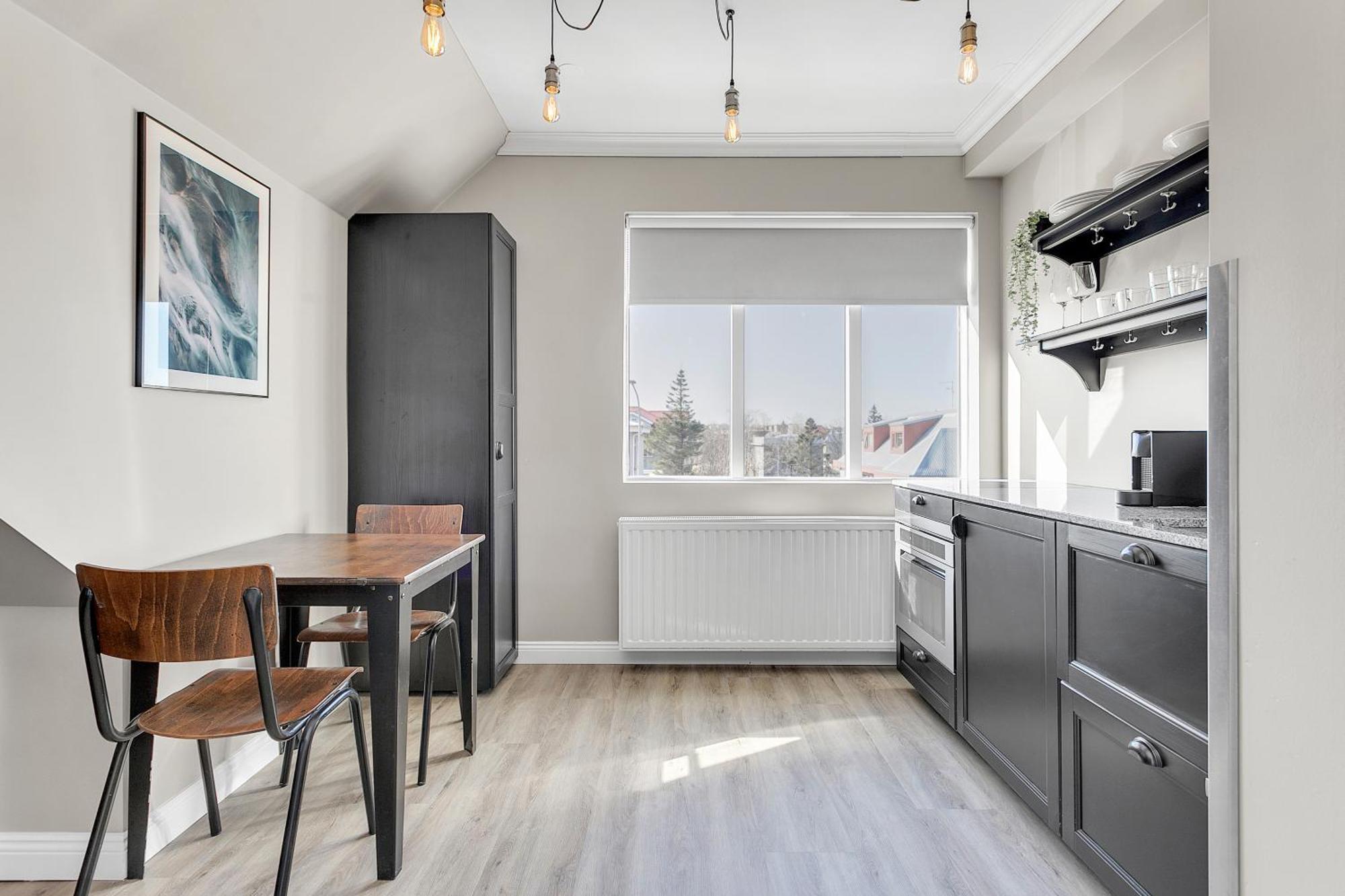 Oddsson Downtown Aparthotel