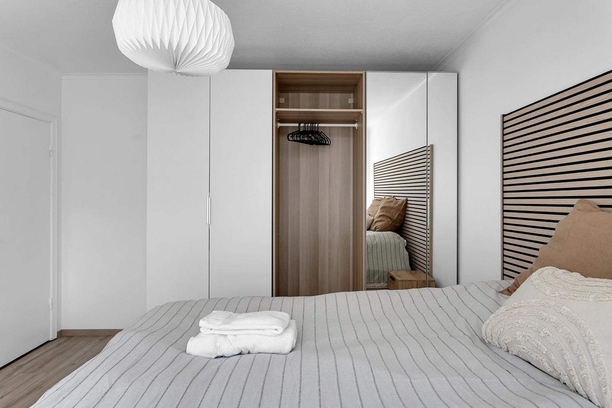 Lovely & Spacious Apartment *