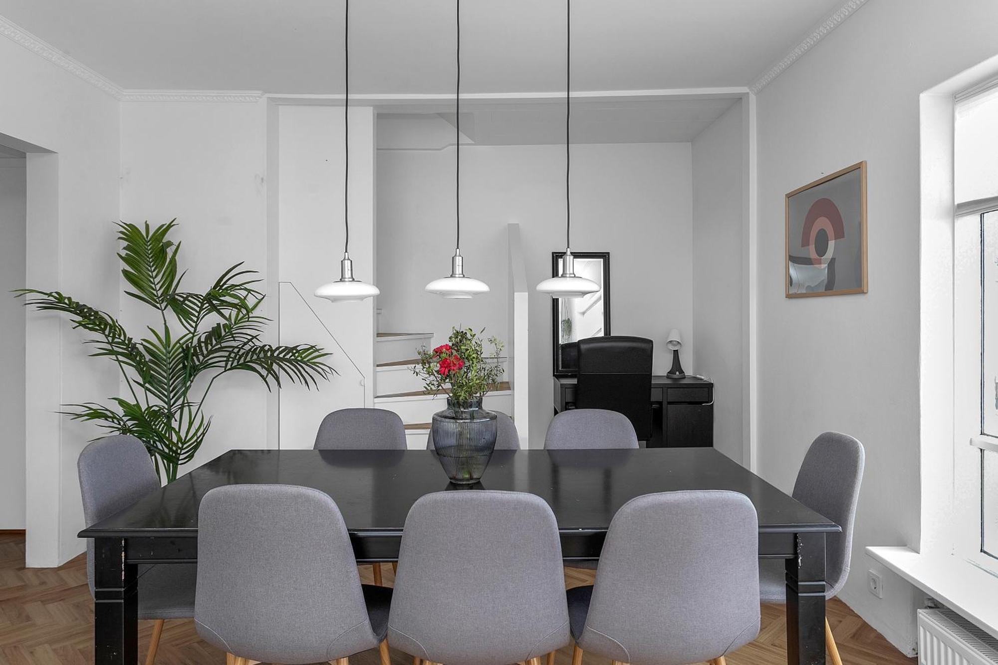 Lovely & Spacious Apartment