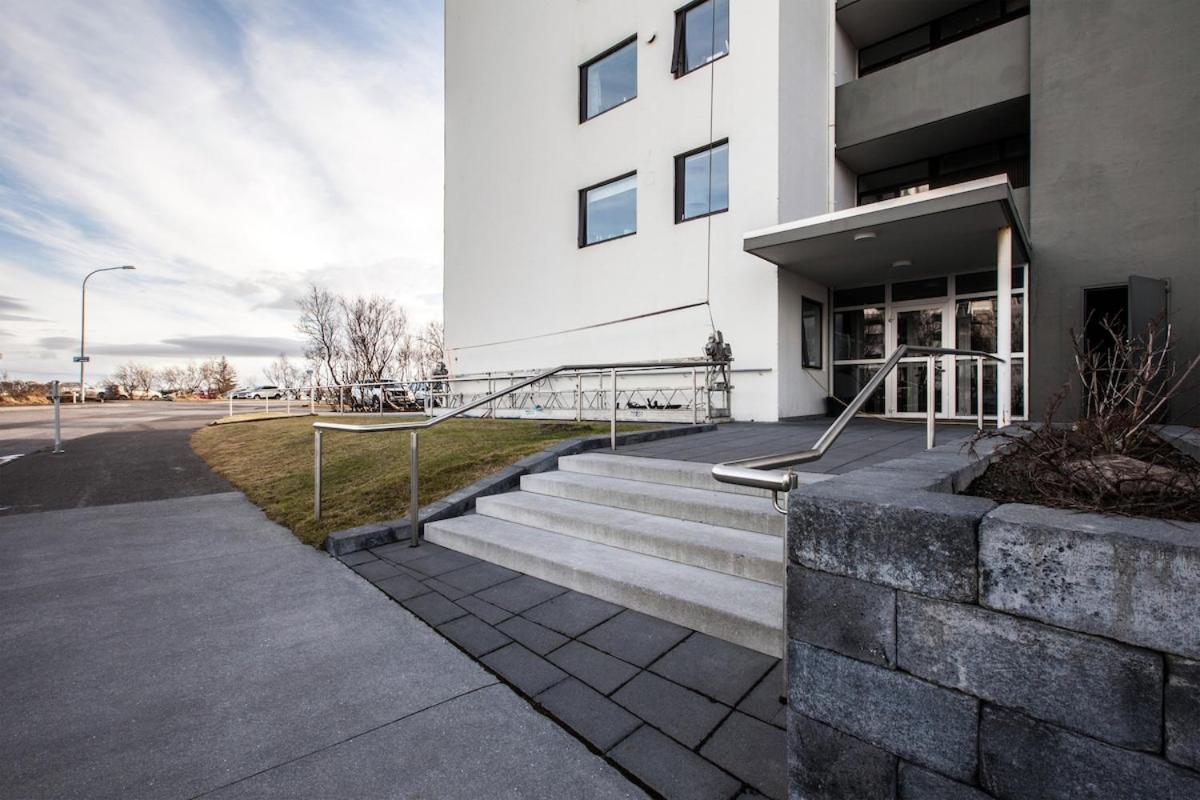 Homestay Private With Views To The Mountains Reykjavik