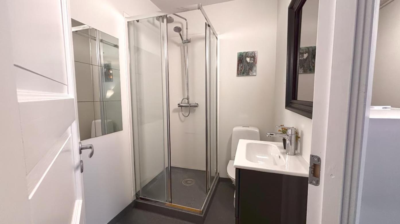 Apartment City Guesthouse *