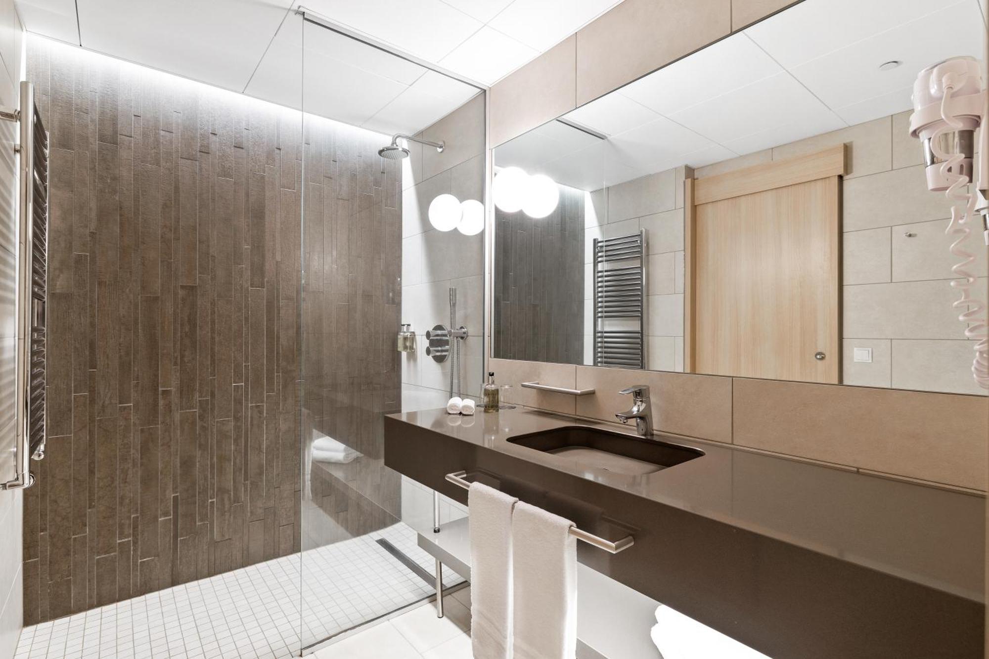 ísland – Spa&wellness Hotel 4*