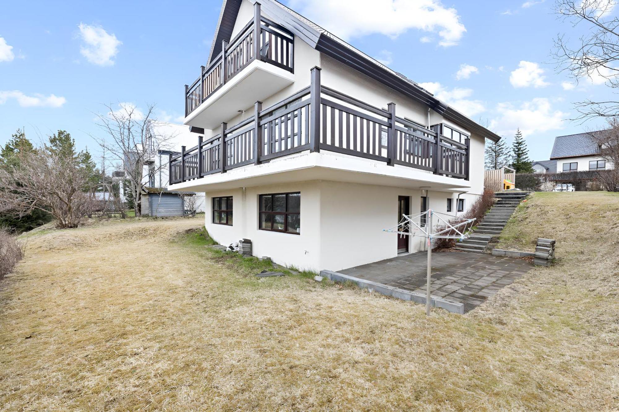 Apartment Inviting 2br Haven In The Heart Of The Suburbs *