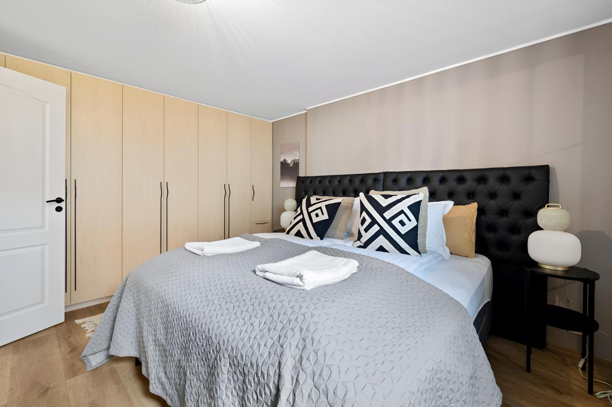 Apartment Inviting 2br Haven In The Heart Of The Suburbs *