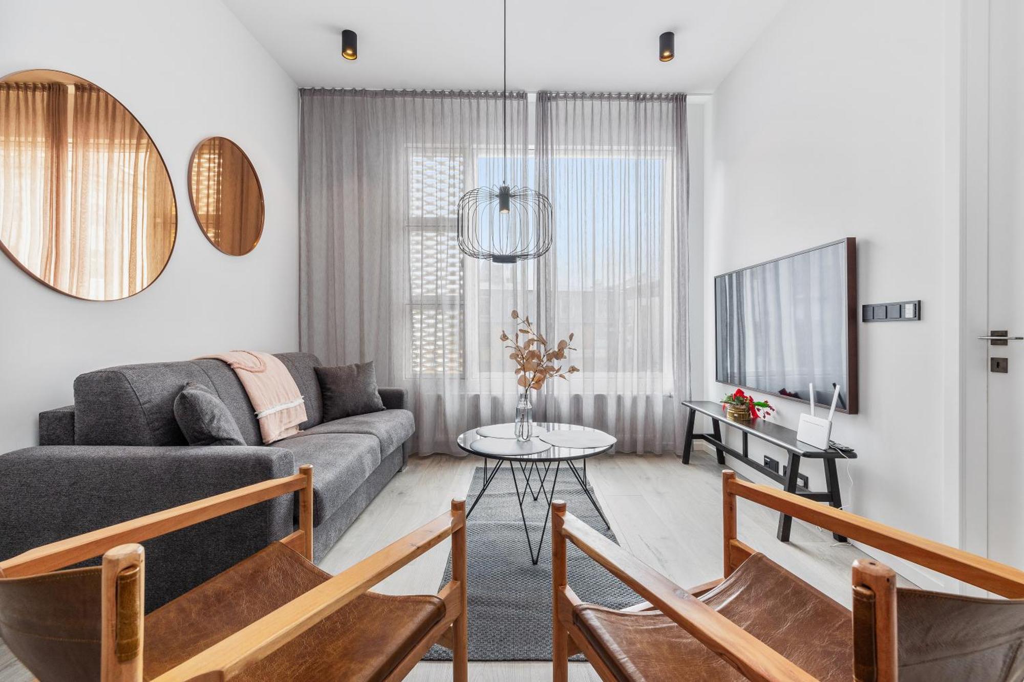 Vibrant Hafnatorg I Spacious With Expansive Garage Reykjavik