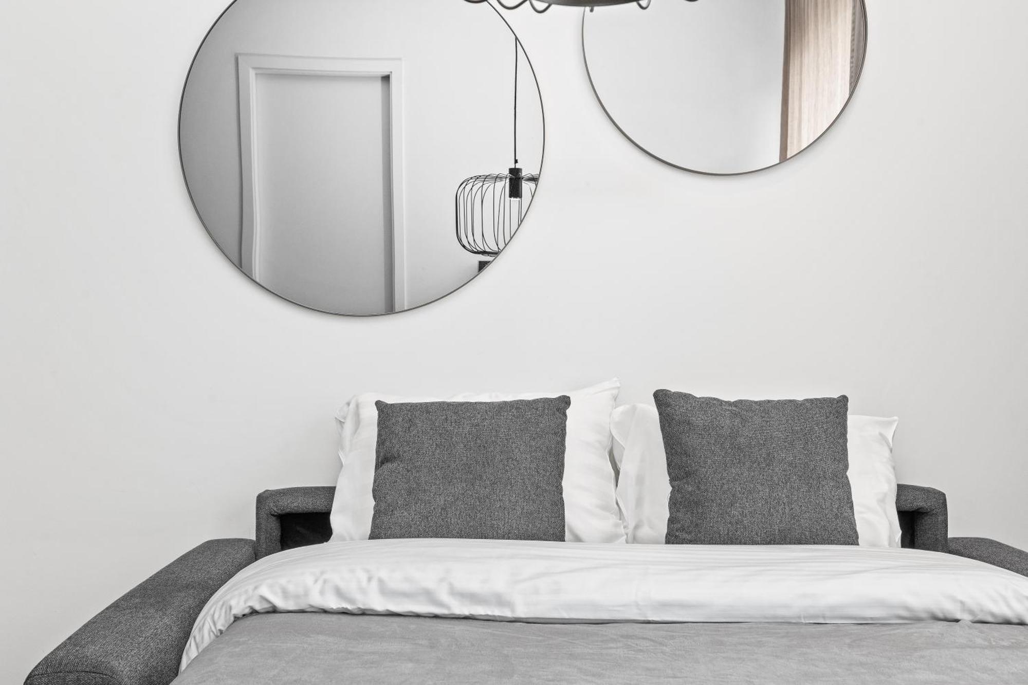 Apartment Vibrant Hafnatorg I Spacious With Expansive Garage Reykjavik