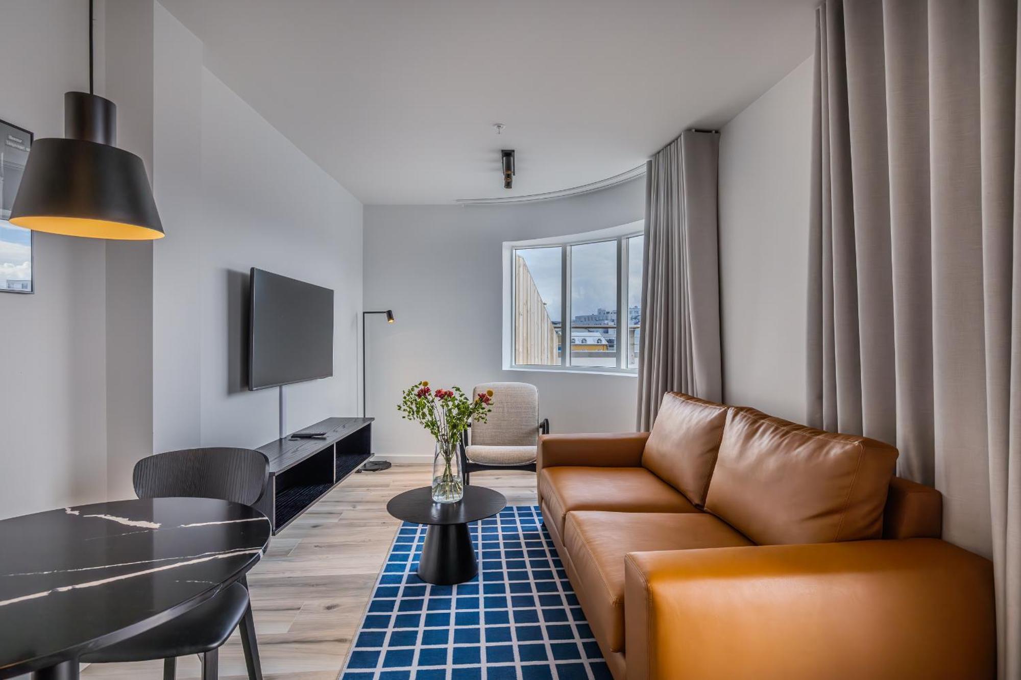 Hlemmur Apartment *