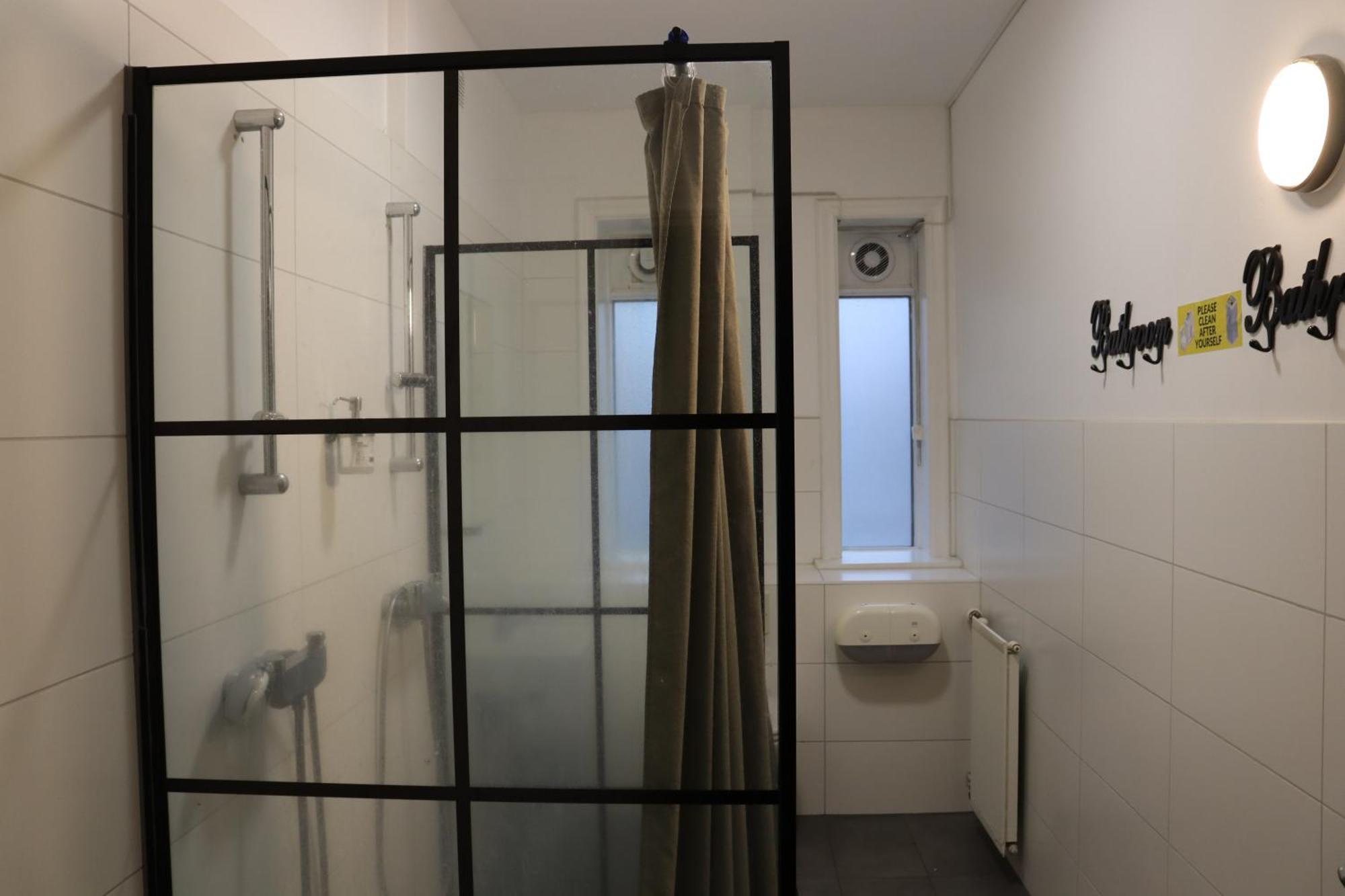 Albergue B47 *