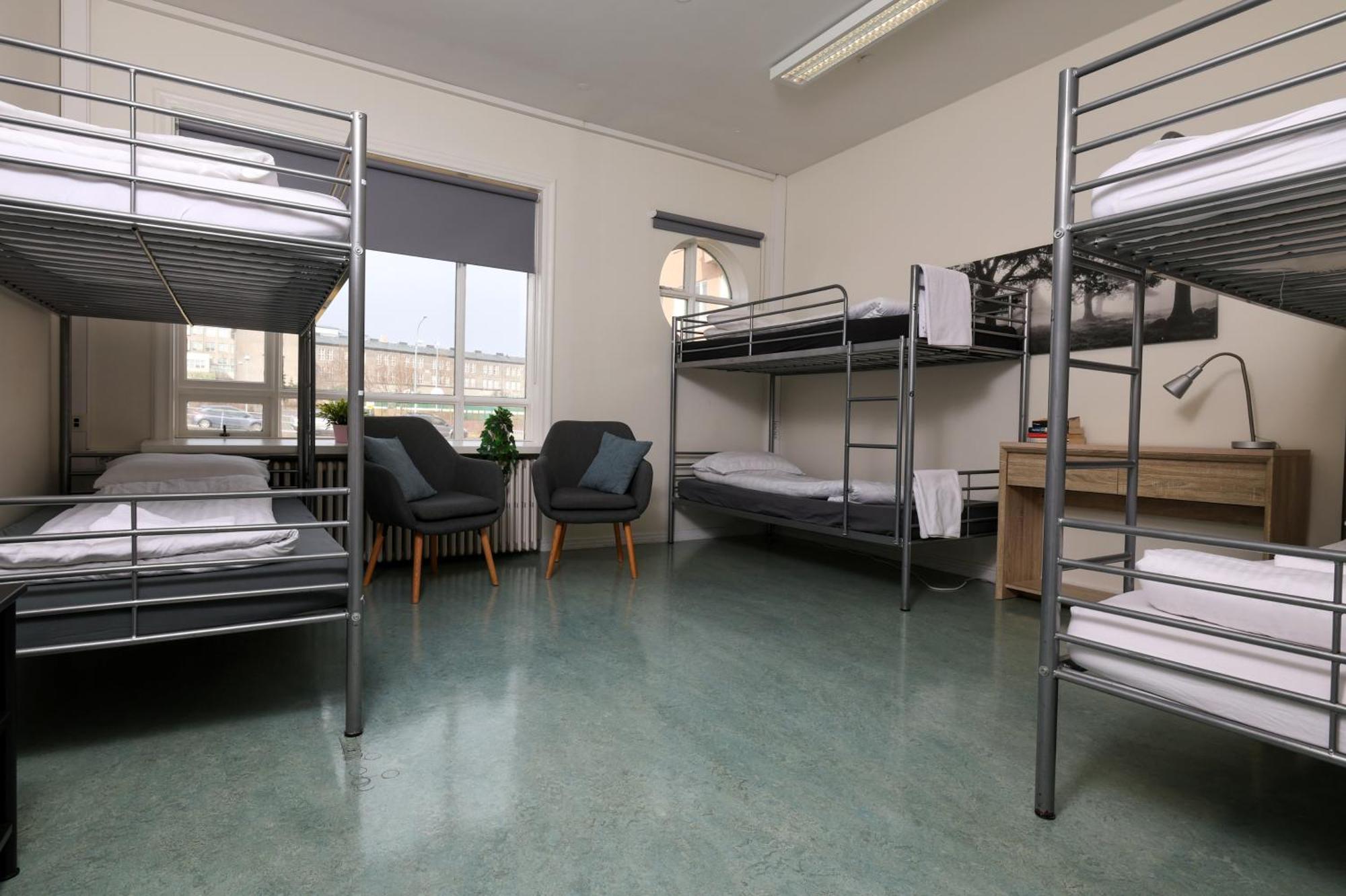B47 Hostel *
