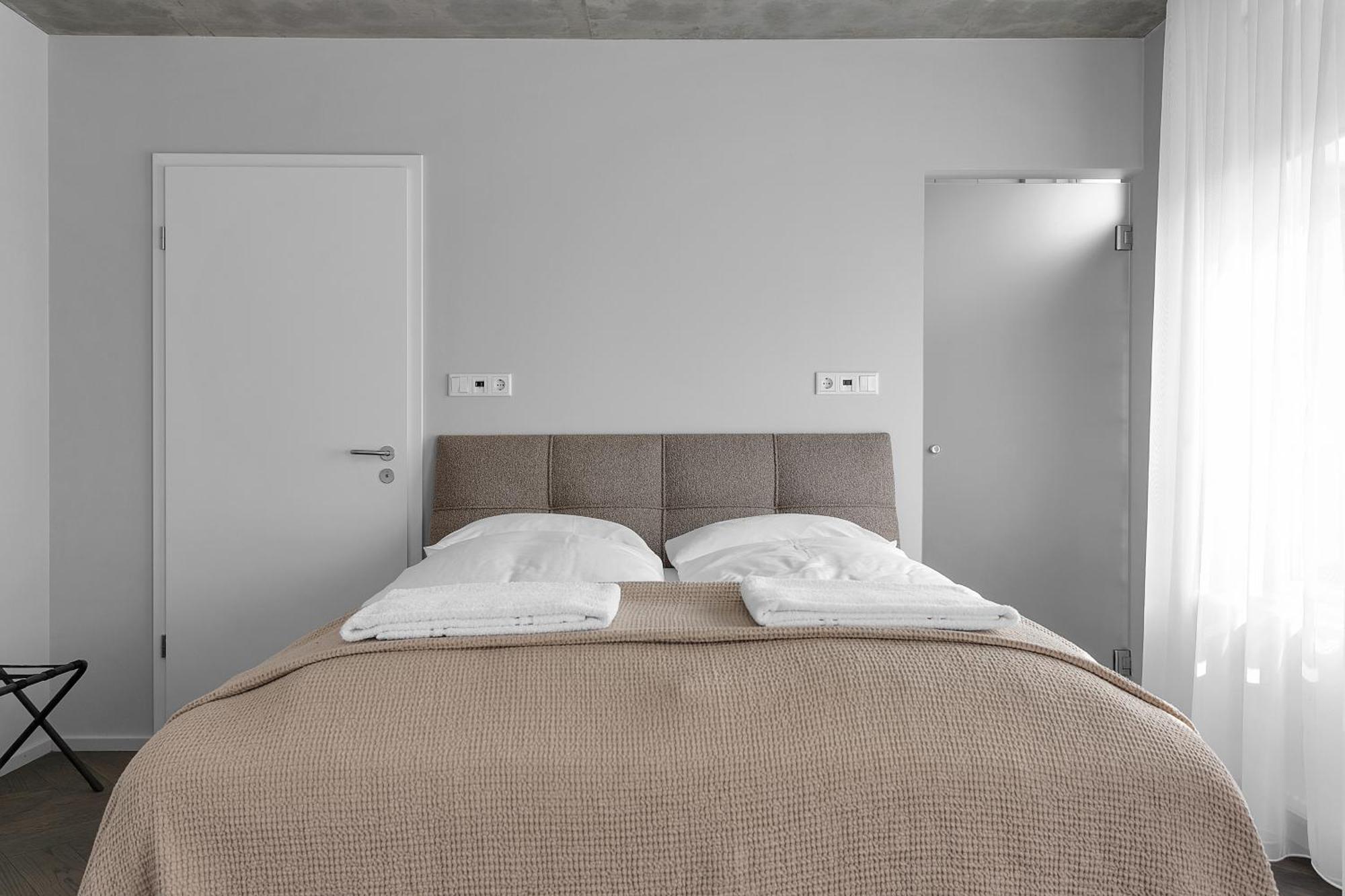 The Swan House By Heimaleiga Aparthotel Reykjavik