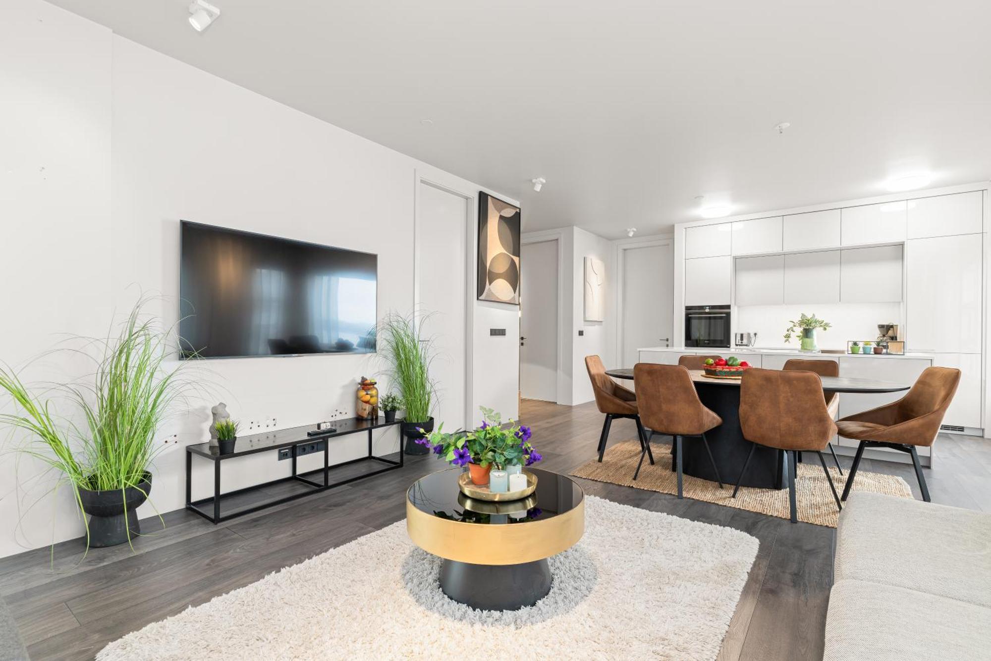 Apartment Vibrant Hafnatorg I Spacious With Expansive Garage Reykjavik